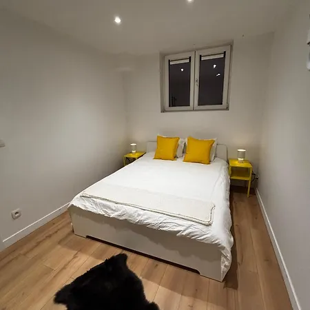 Stylish 1br & 1lr Apt, 15 Min Walk To Center * Ghent